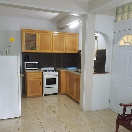 Corosol Apartments Roseau Extérieur photo
